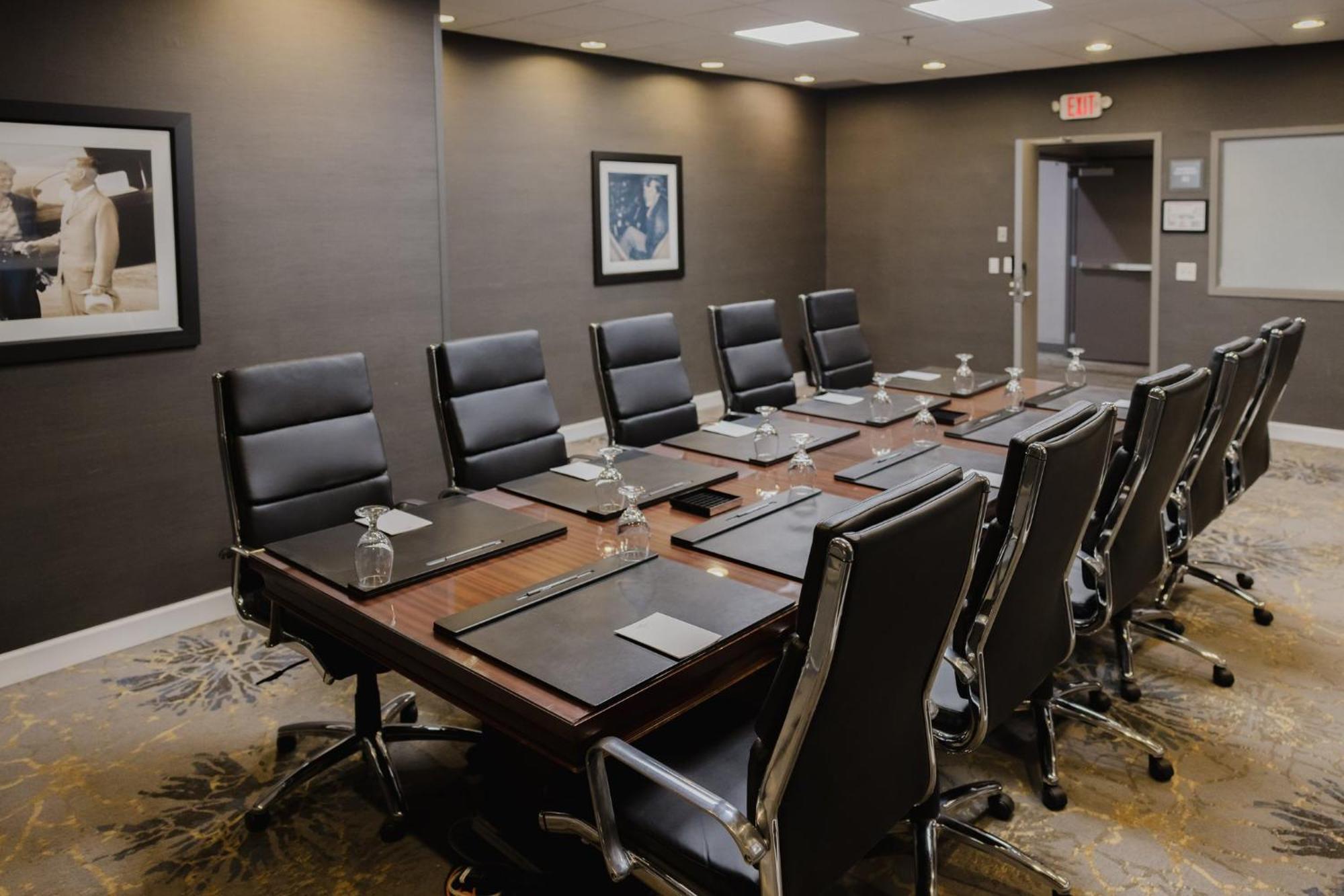 Hotel Crowne Plaza Msp Airport - Mall Of America By Ihg 4*