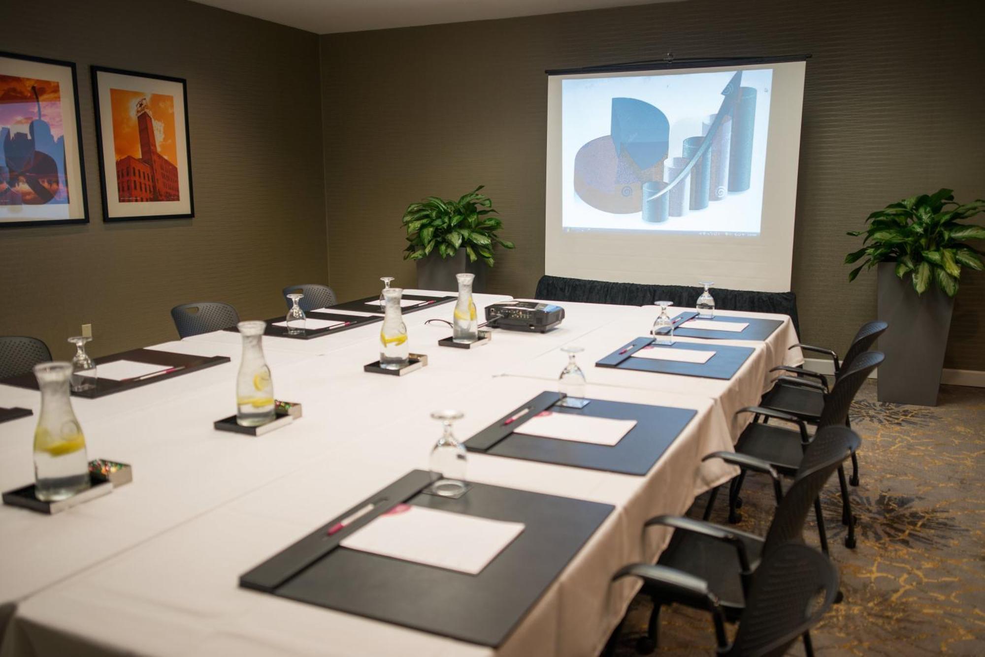 Crowne Plaza Msp Airport - Mall Of America By Ihg